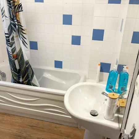 Rénové 50m2 Avec Jardin Appartement *